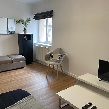 Appartement Hexagone Wifi Un Sejour A Part à Longeville-les-Metz Extérieur photo