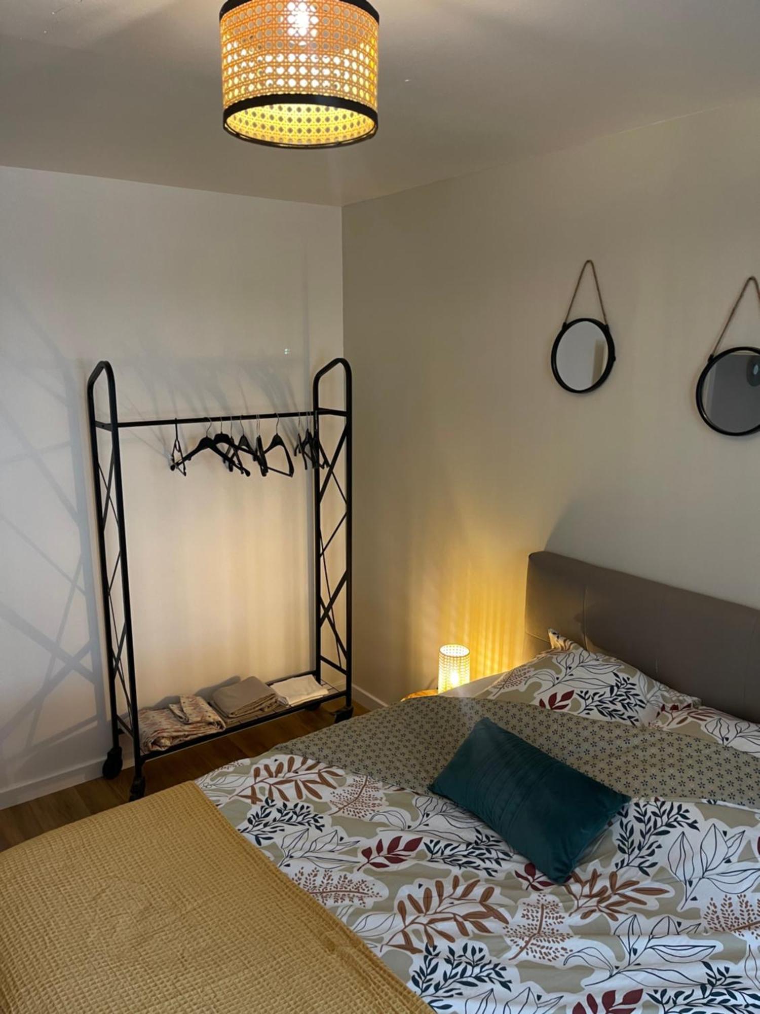 Appartement Hexagone Wifi Un Sejour A Part à Longeville-les-Metz Extérieur photo