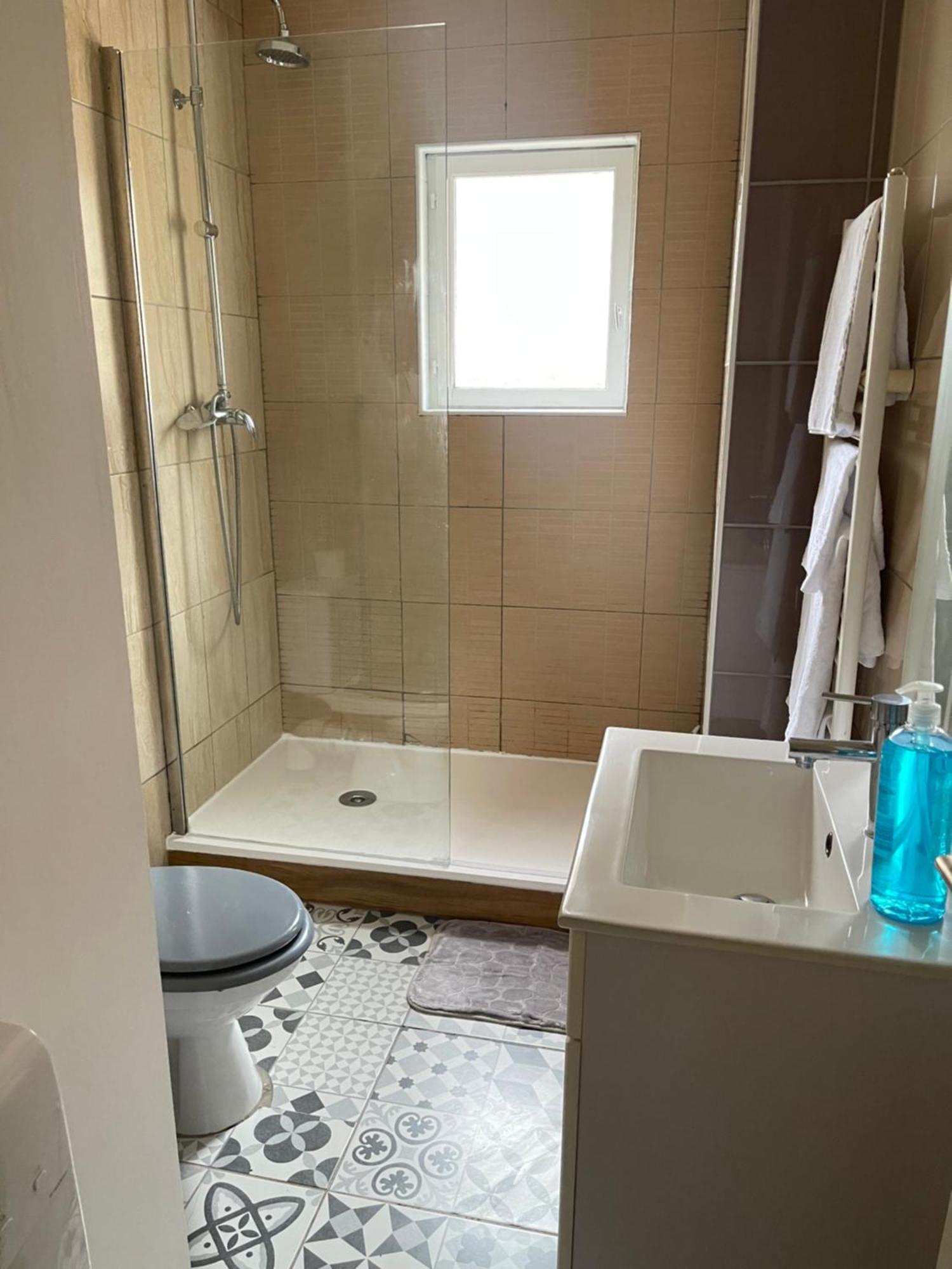 Appartement Hexagone Wifi Un Sejour A Part à Longeville-les-Metz Extérieur photo