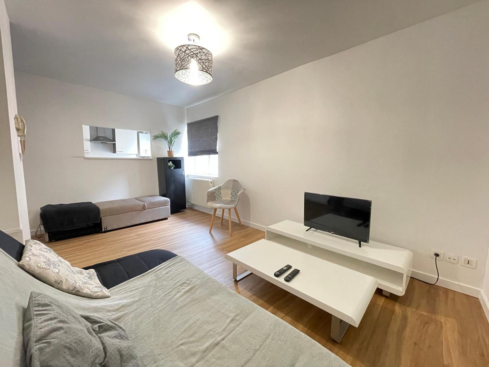Appartement Hexagone Wifi Un Sejour A Part à Longeville-les-Metz Extérieur photo