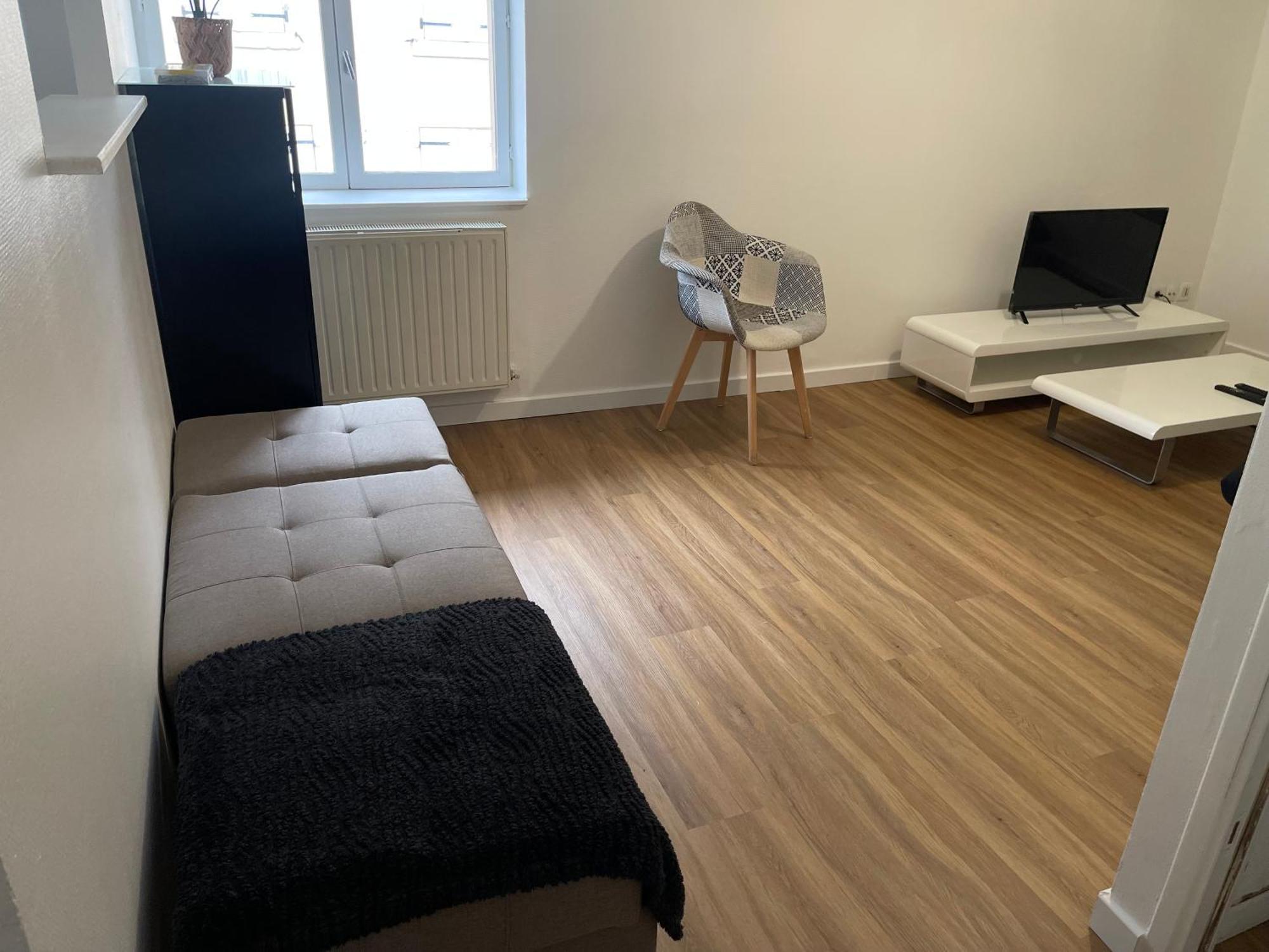 Appartement Hexagone Wifi Un Sejour A Part à Longeville-les-Metz Extérieur photo