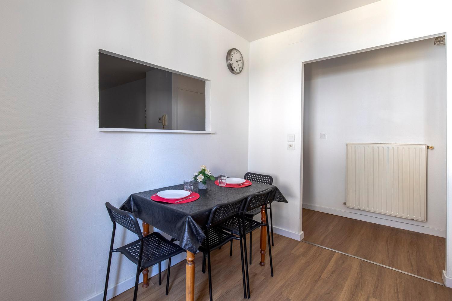 Appartement Hexagone Wifi Un Sejour A Part à Longeville-les-Metz Extérieur photo